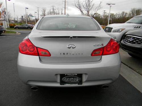 Infiniti G35 2008 photo 3