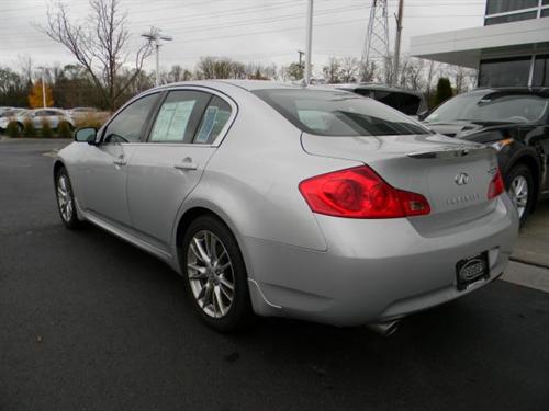 Infiniti G35 2008 photo 4