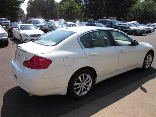 Infiniti G35 2008 photo 5
