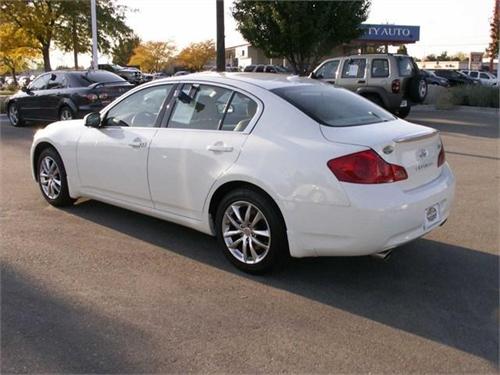 Infiniti G35 2008 photo 3