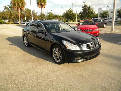 Infiniti G35 2008 photo 2