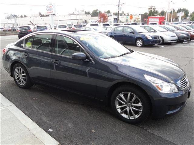 Infiniti G35 2008 photo 3