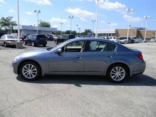 Infiniti G35 2008 photo 2