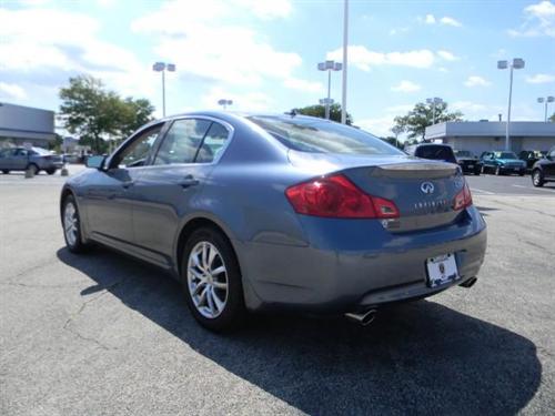 Infiniti G35 2008 photo 3