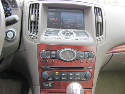 Infiniti G35 2008 photo 2