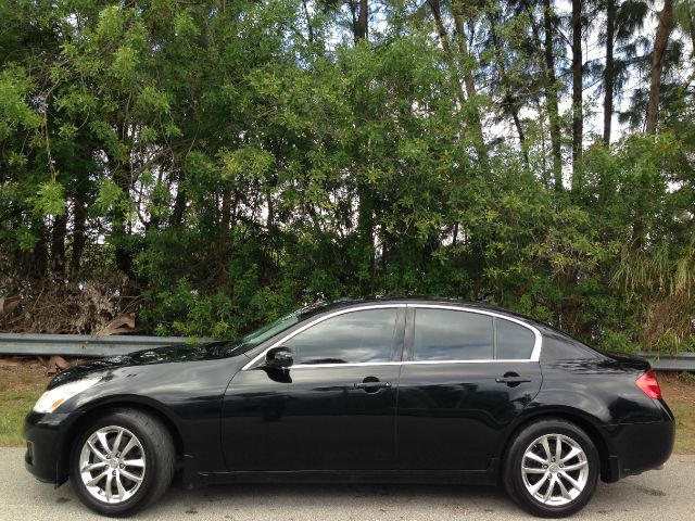 Infiniti G35X 2007 photo 3