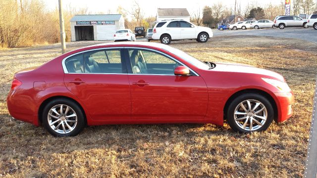 Infiniti G35X 2007 photo 2