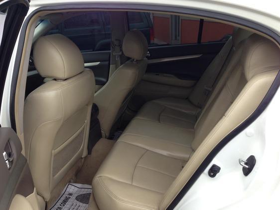 Infiniti G35X 2008 photo 3