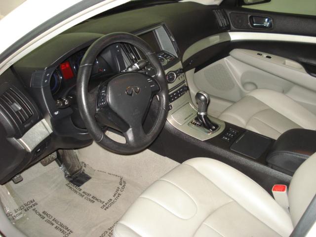 Infiniti G35X 2008 photo 3