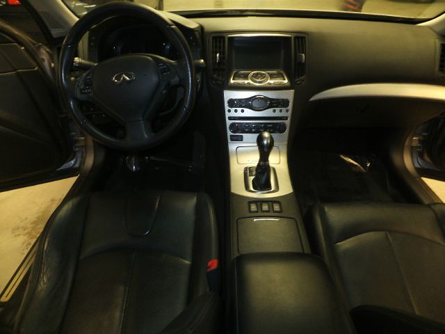 Infiniti G35X 2008 photo 2