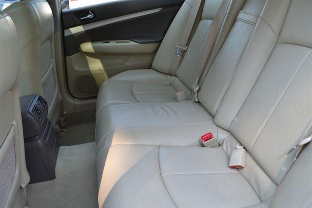 Infiniti G35X 2008 photo 4