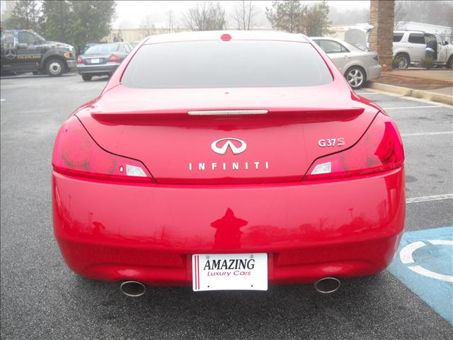 Infiniti G37 2008 photo 3