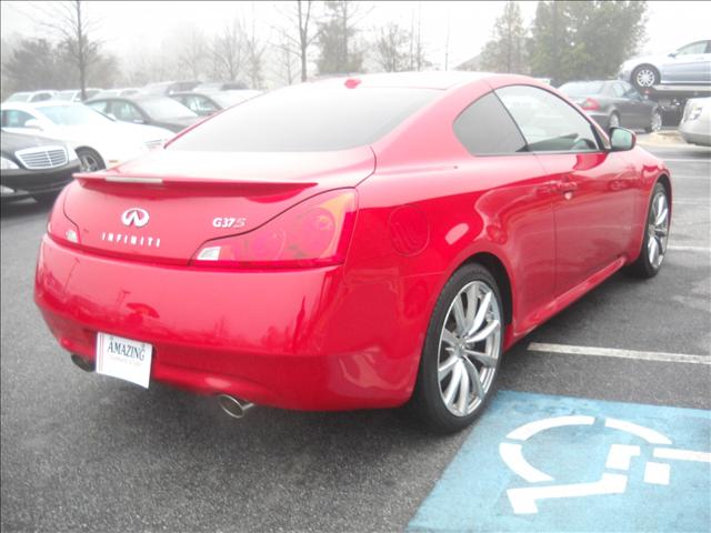 Infiniti G37 2008 photo 4