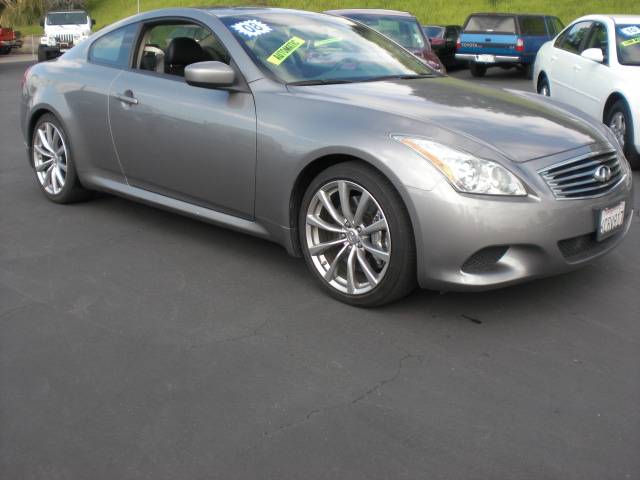 Infiniti G37 2008 photo 2