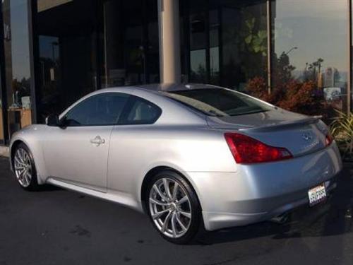 Infiniti G37 2008 photo 2