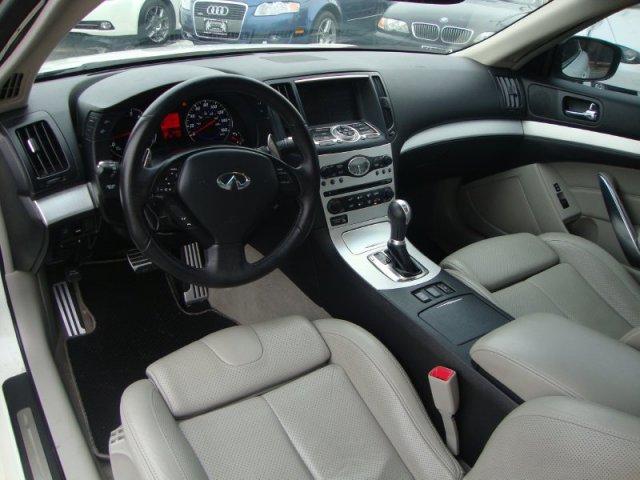 Infiniti G37 2008 photo 4