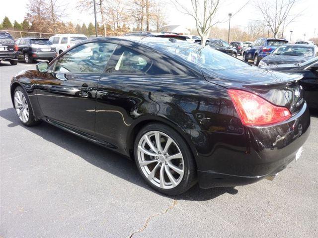 Infiniti G37 2008 photo 3