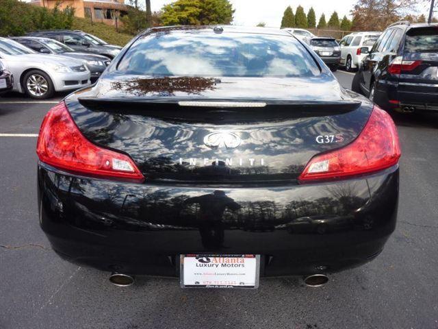 Infiniti G37 2008 photo 4