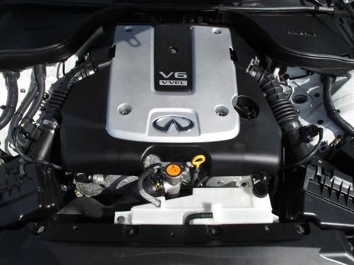 Infiniti G37 2008 photo 2