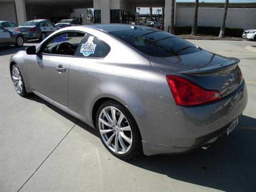 Infiniti G37 2008 photo 2