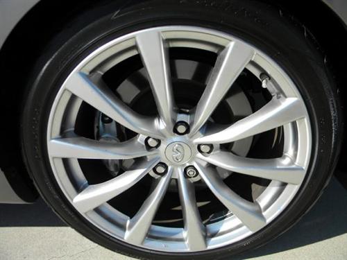 Infiniti G37 2008 photo 4