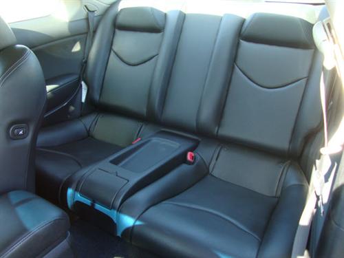 Infiniti G37 2008 photo 2