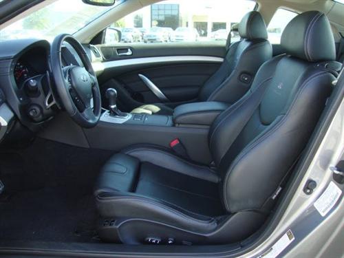 Infiniti G37 2008 photo 4