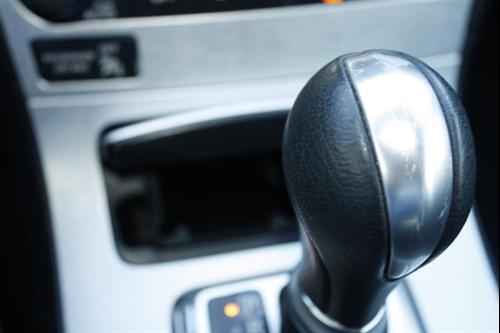 Infiniti G37 2008 photo 2