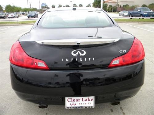 Infiniti G37 2008 photo 5