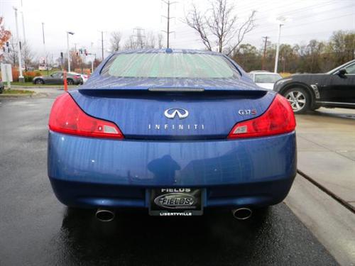 Infiniti G37 2008 photo 2