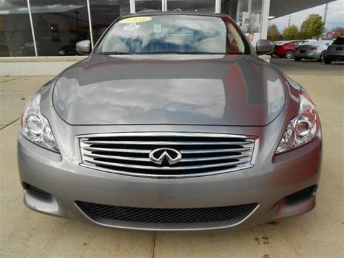 Infiniti G37 2008 photo 2