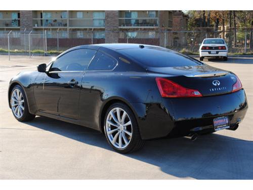 Infiniti G37 2008 photo 2