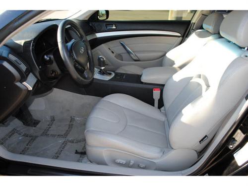 Infiniti G37 2008 photo 4