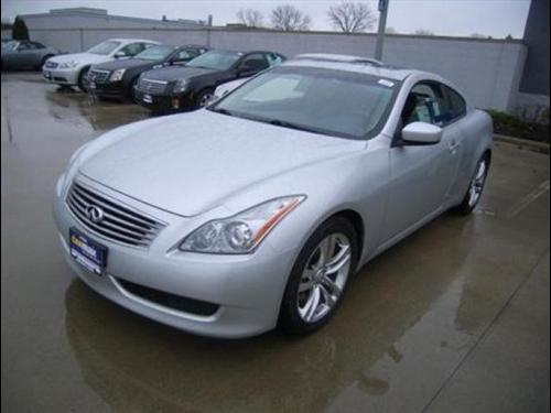 Infiniti G37 2008 photo 2
