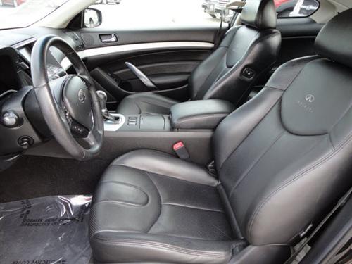 Infiniti G37 2008 photo 2