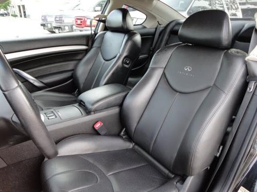 Infiniti G37 2008 photo 3