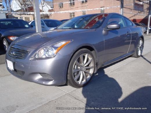 Infiniti G37 2008 photo 2
