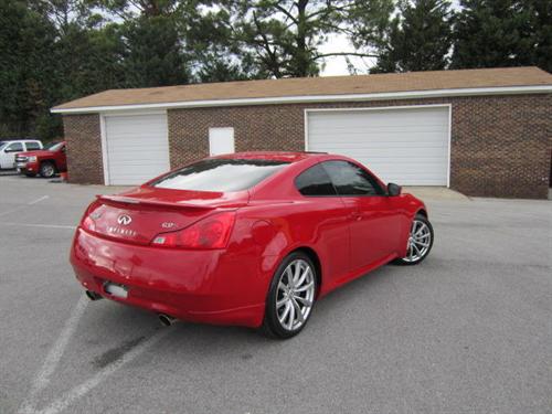 Infiniti G37 2008 photo 4