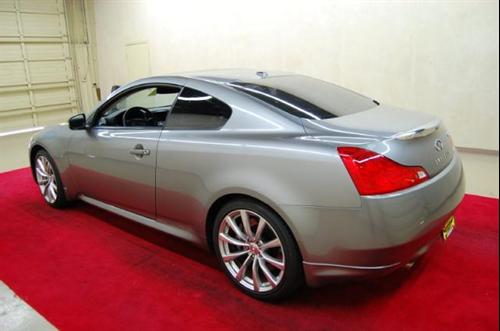Infiniti G37 2008 photo 3