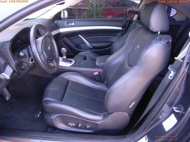 Infiniti G37 2008 photo 3
