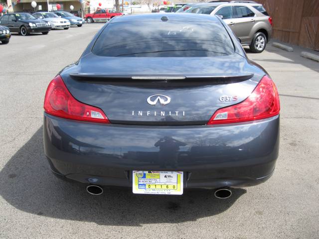 Infiniti G37 2008 photo 4