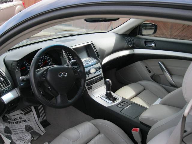 Infiniti G37 2008 photo 5