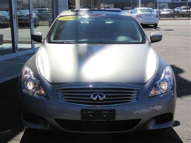 Infiniti G37 2008 photo 2
