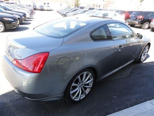 Infiniti G37 2008 photo 4