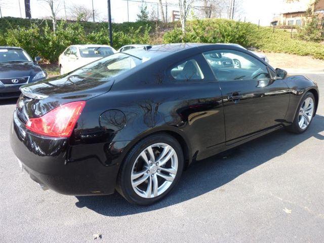 Infiniti G37 2008 photo 3