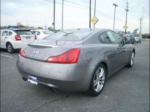 Infiniti G37 2008 photo 4
