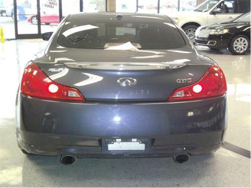 Infiniti G37 2008 photo 4