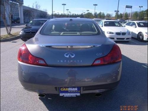 Infiniti G37 2008 photo 3
