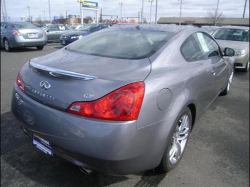 Infiniti G37 2008 photo 4