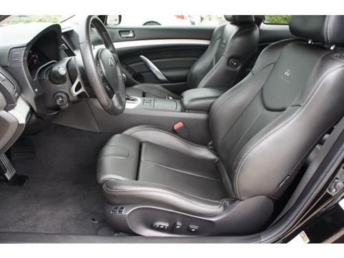 Infiniti G37 2008 photo 2